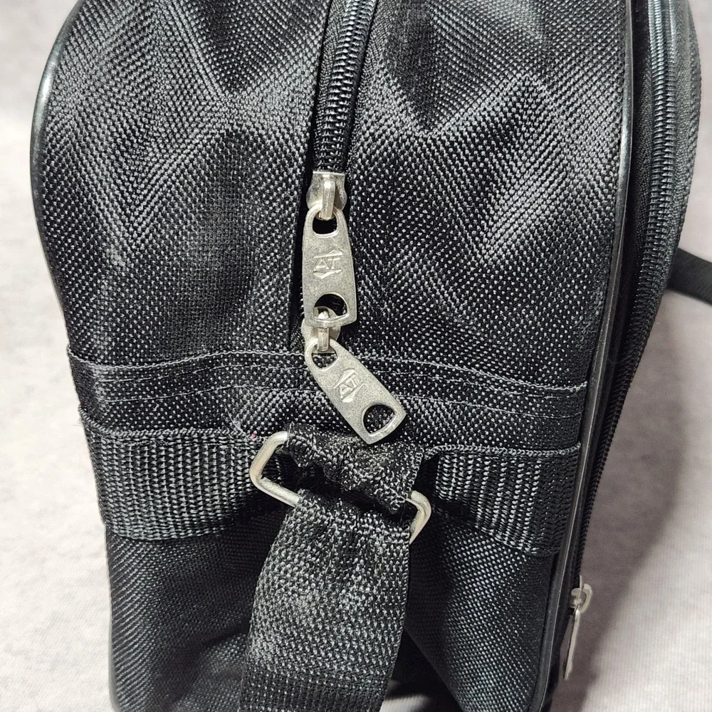 American Tourister Black Travel Messenger Bag Front Pocket Trolley Strap Unisex‎